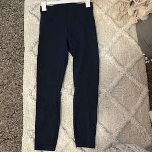 Lululemon dark blue leggings. Size:6